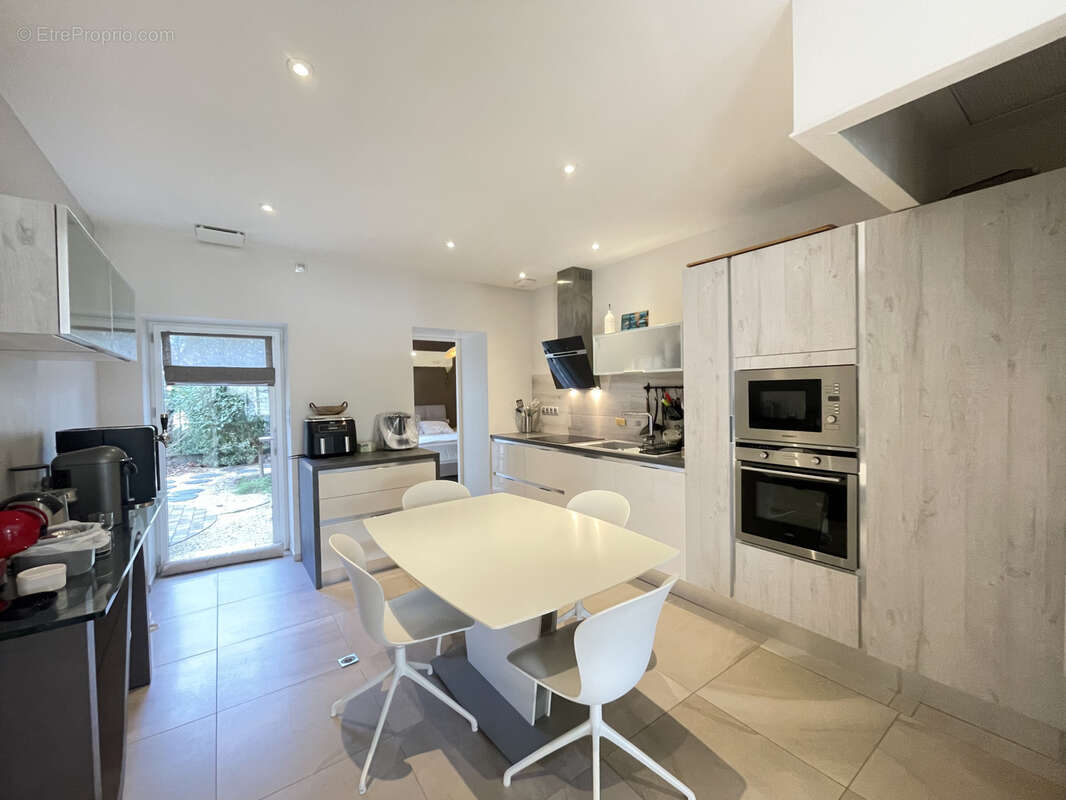 Appartement à ROMANS-SUR-ISERE