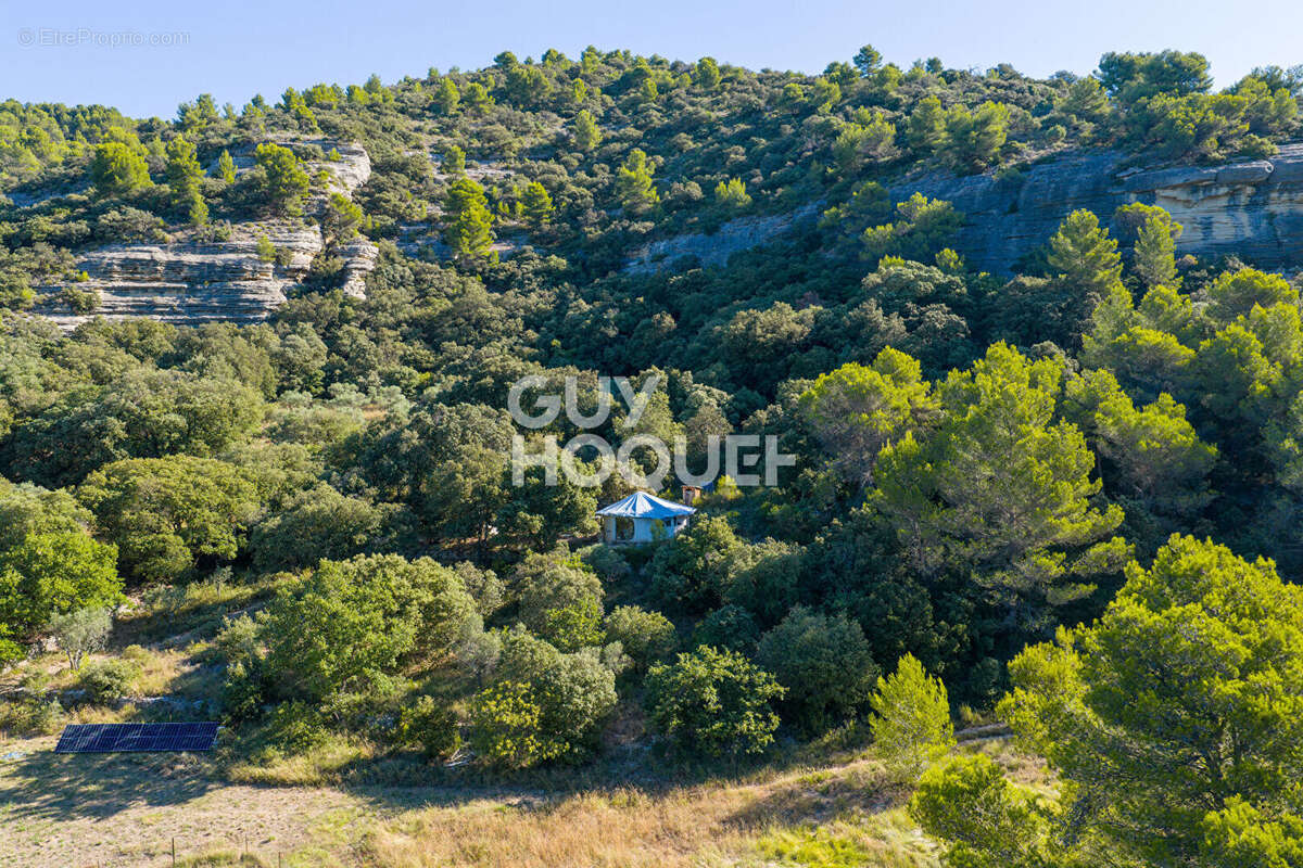 Maison à L&#039;ISLE-SUR-LA-SORGUE