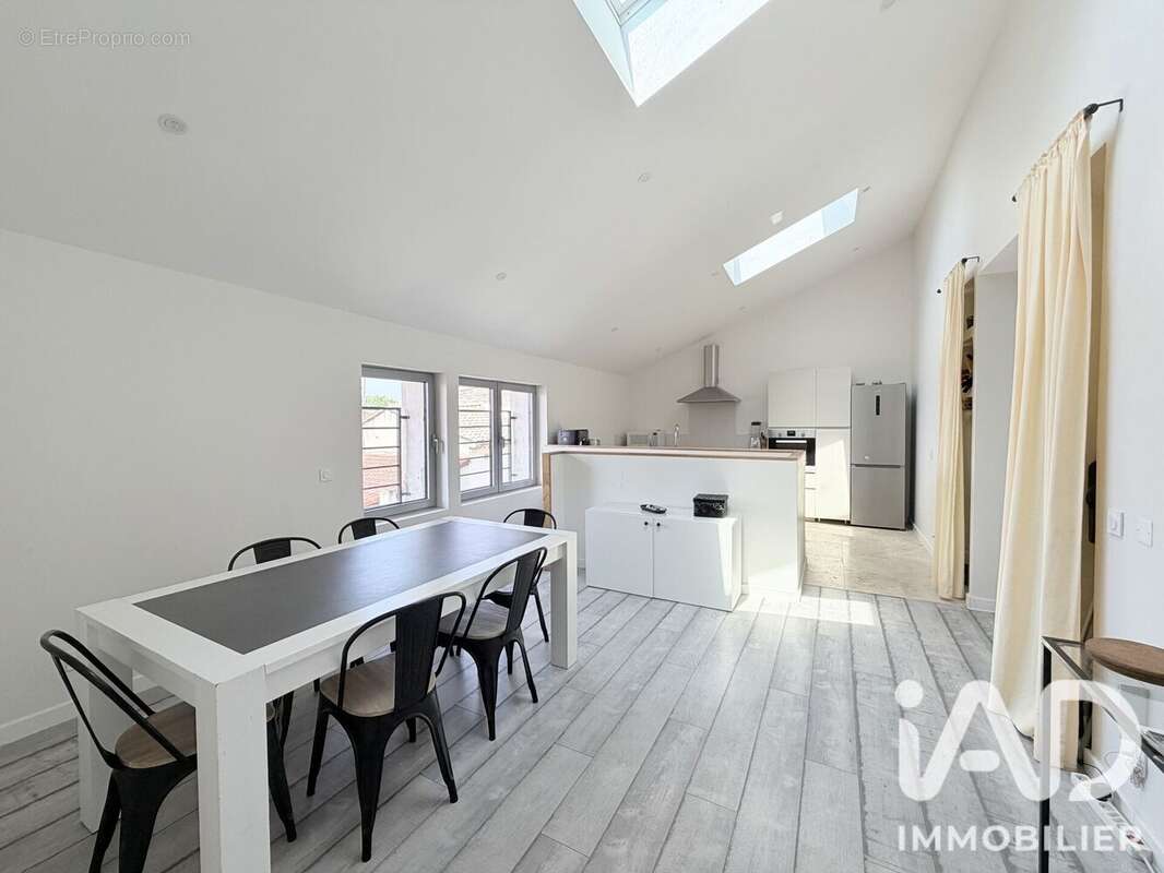 Appartement 73 m² à Orange  - photo 9