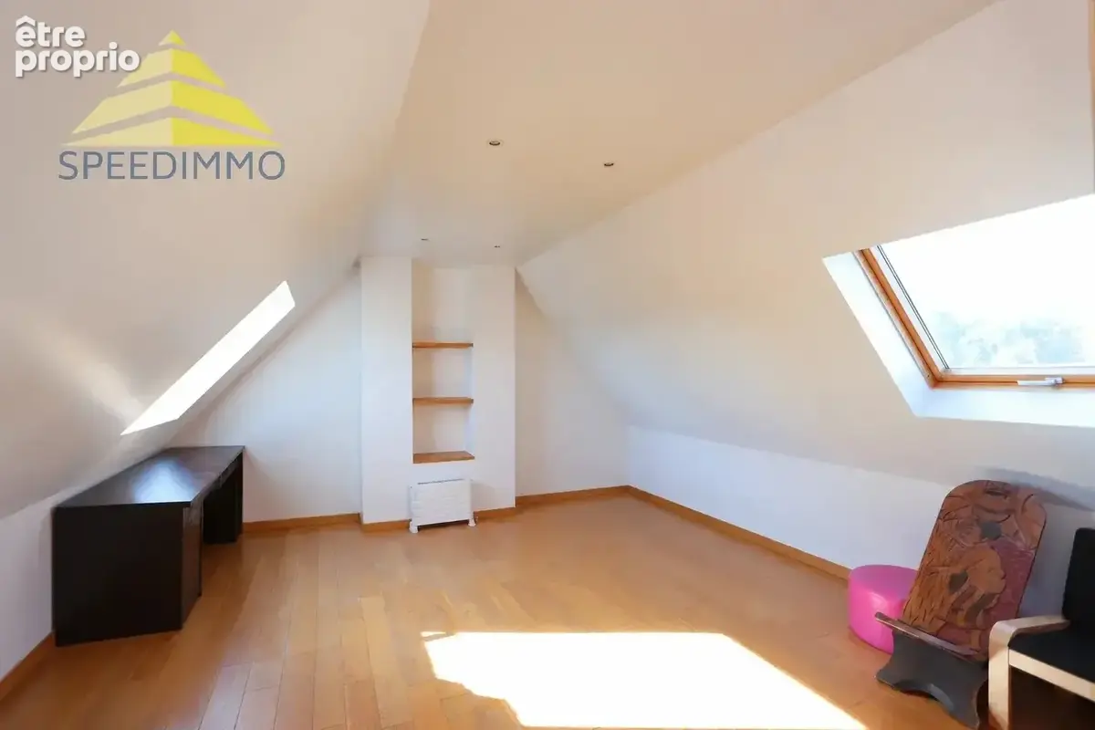 Maison familiale moderne à Périgny, 4 chambres, 131 m² - photo 15