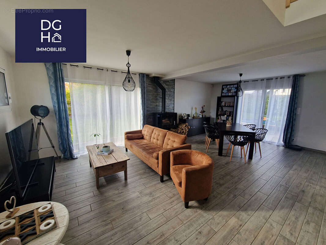 Maison à SAINTE-COLOMBE