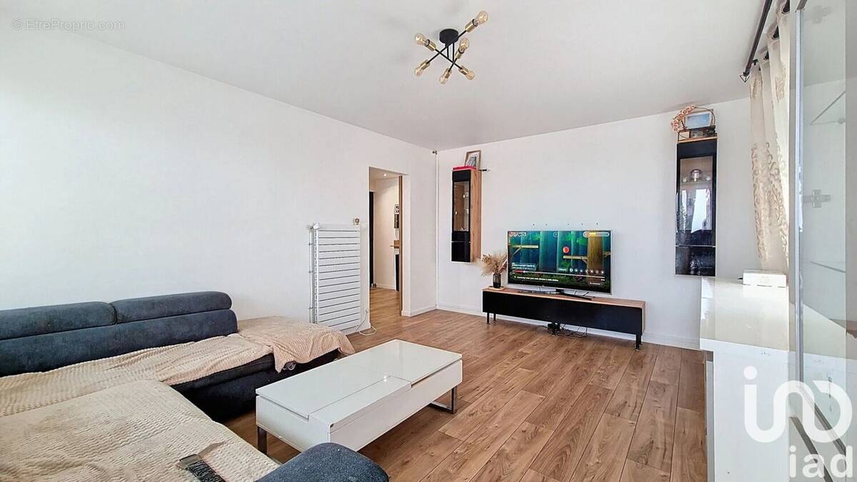 Photo 1 - Appartement à EVRY