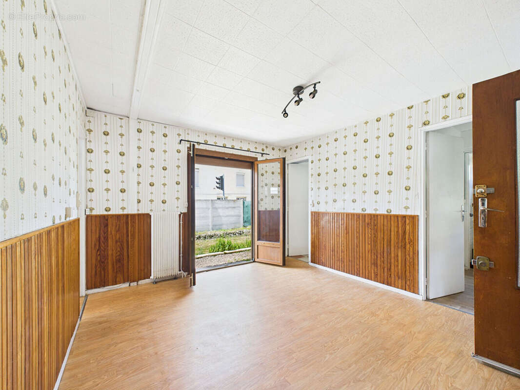 Maison à TOURVILLE-LA-RIVIERE