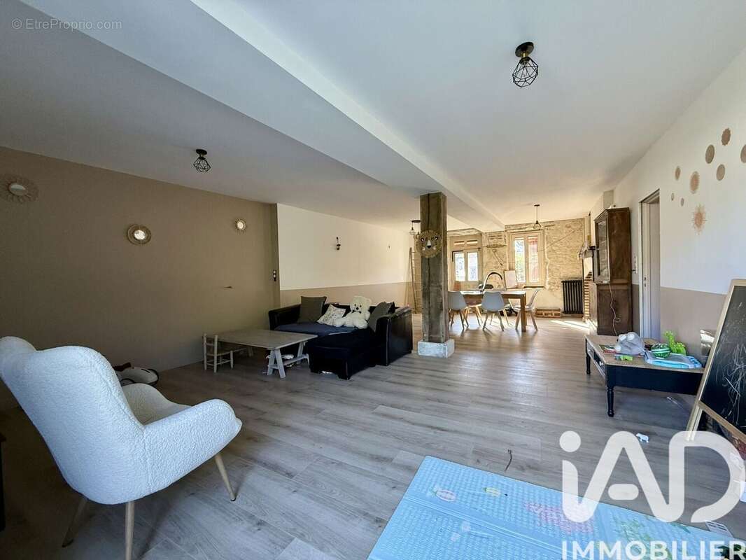 Maison 105 m² à Merry-La-Vallee  - photo 6