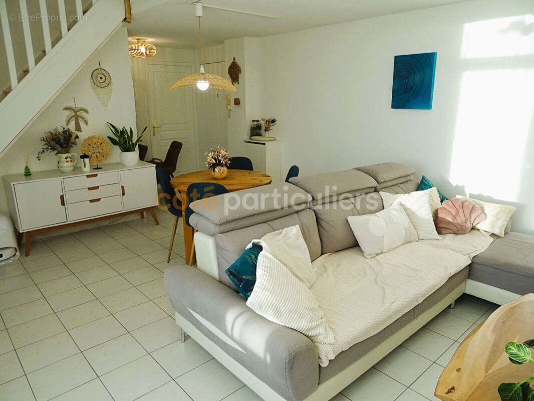 Appartement à LATTES