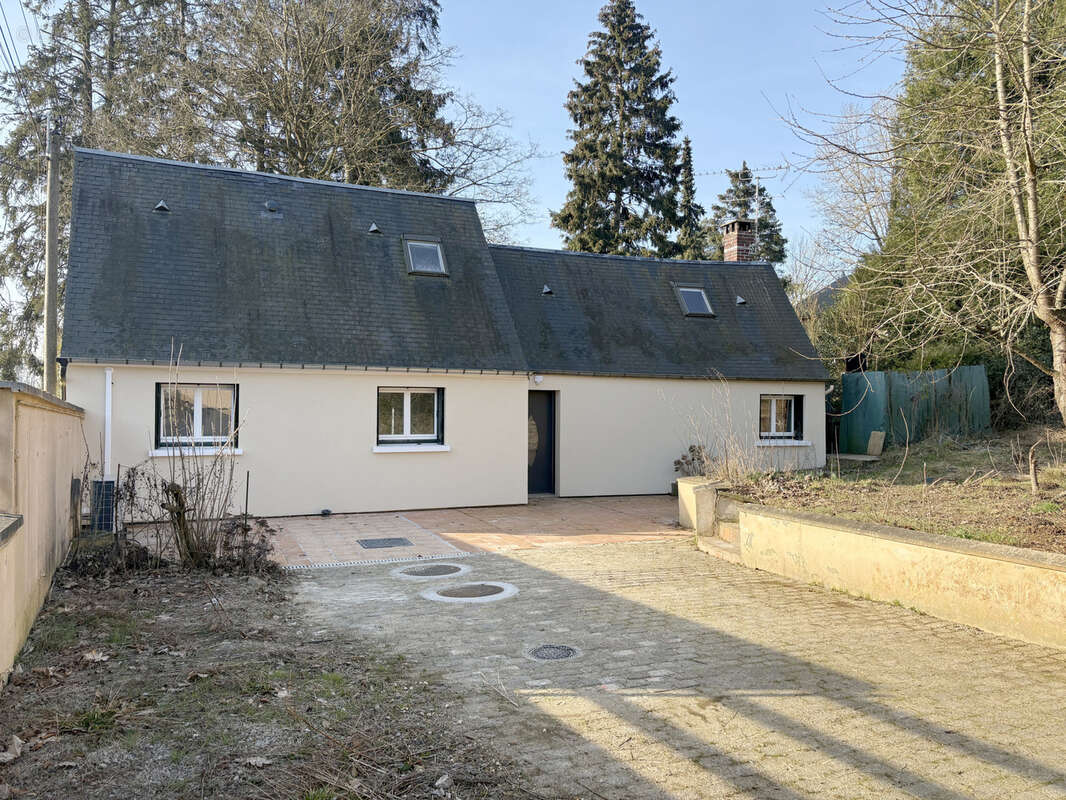 Maison à SAINT-CREPIN-IBOUVILLERS