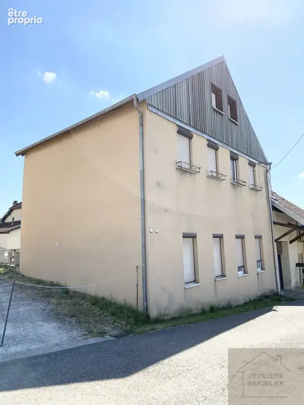 Appartement à LEVIER