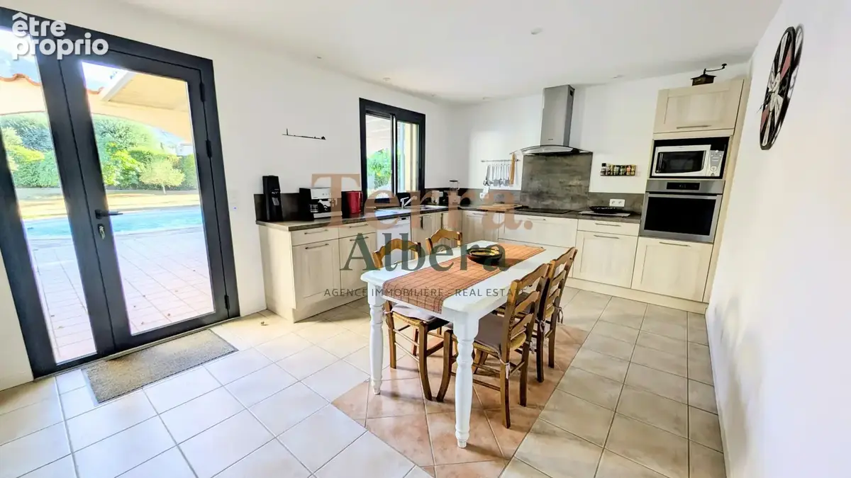 Laroque-des-Albères — Villa de standing, piscine et appartement indépendant - photo 7