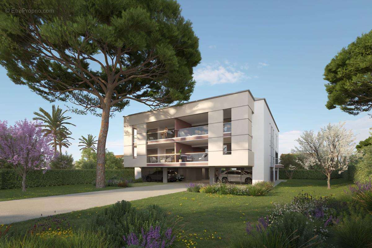 Appartement à SIX-FOURS-LES-PLAGES