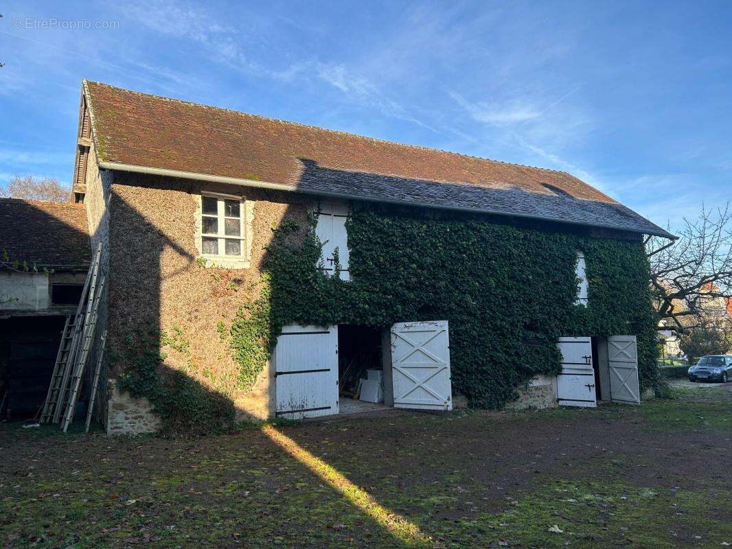 Maison à MOUROUX