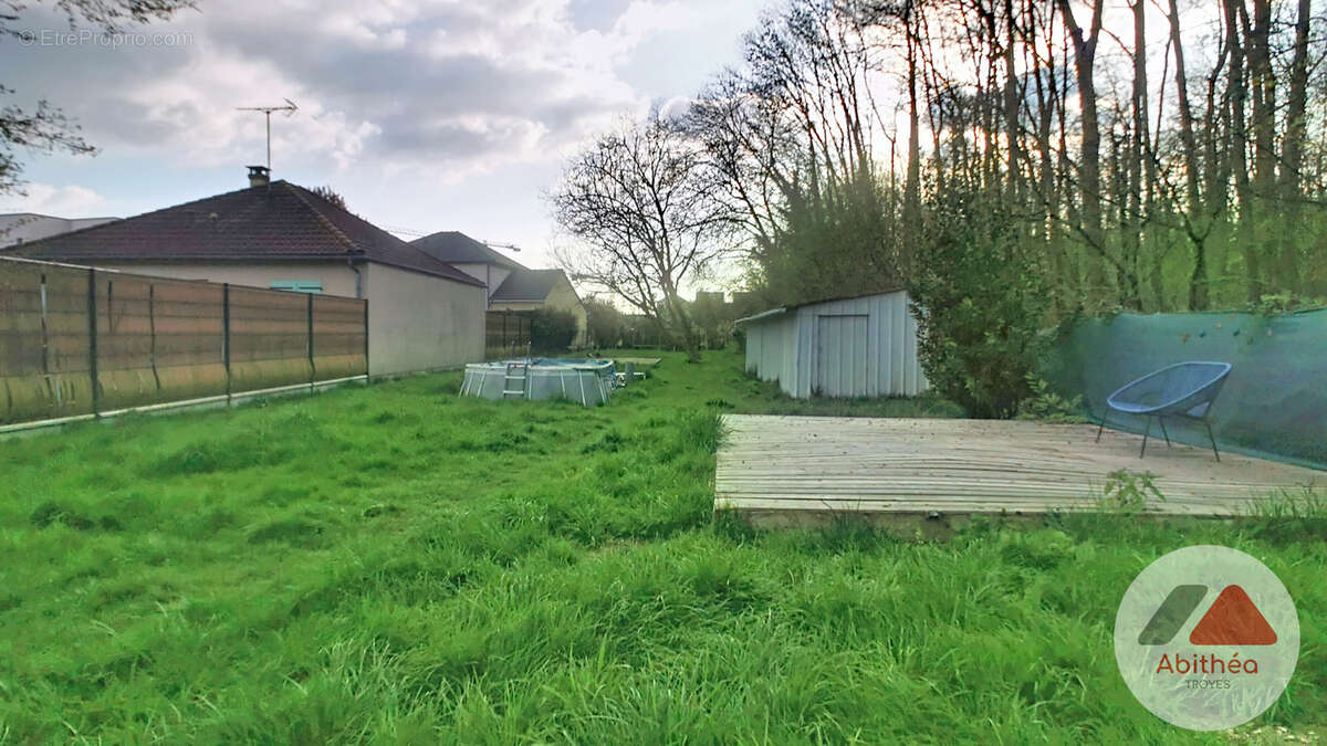 Maison à SAINT-ANDRE-LES-VERGERS