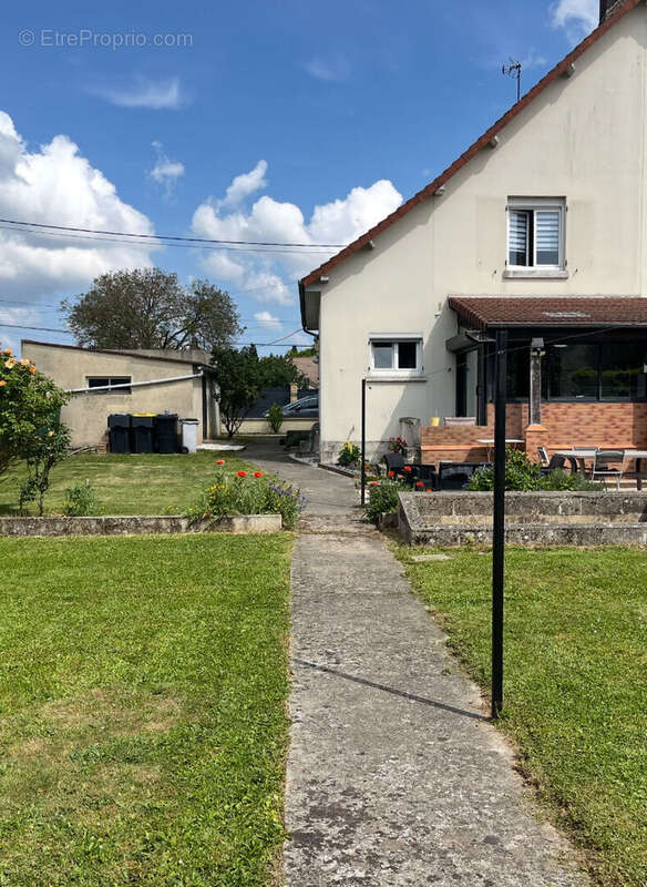 Maison à CREPY-EN-VALOIS