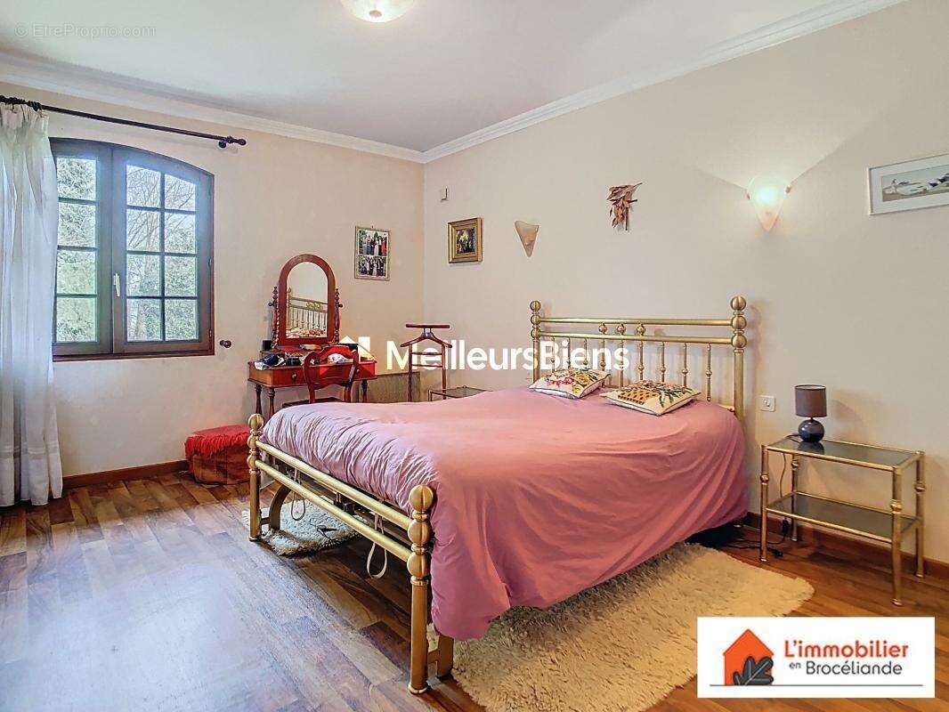 Maison à PLELAN-LE-GRAND