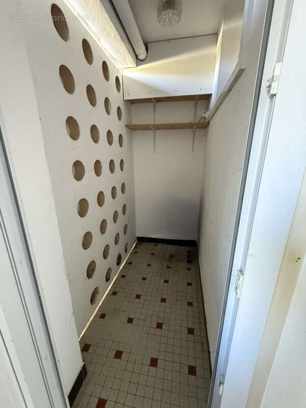 Appartement à SAINT-ETIENNE-SUR-CHALARONNE