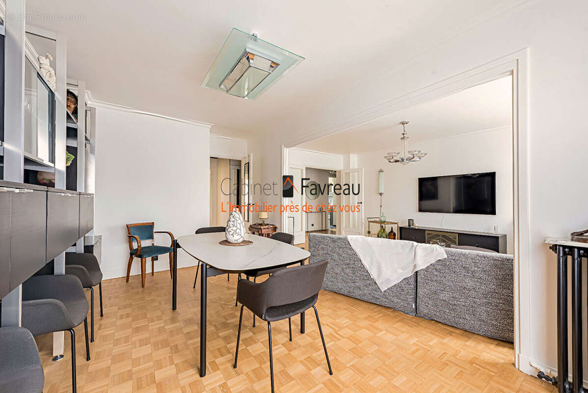 Appartement à L'HAY-LES-ROSES