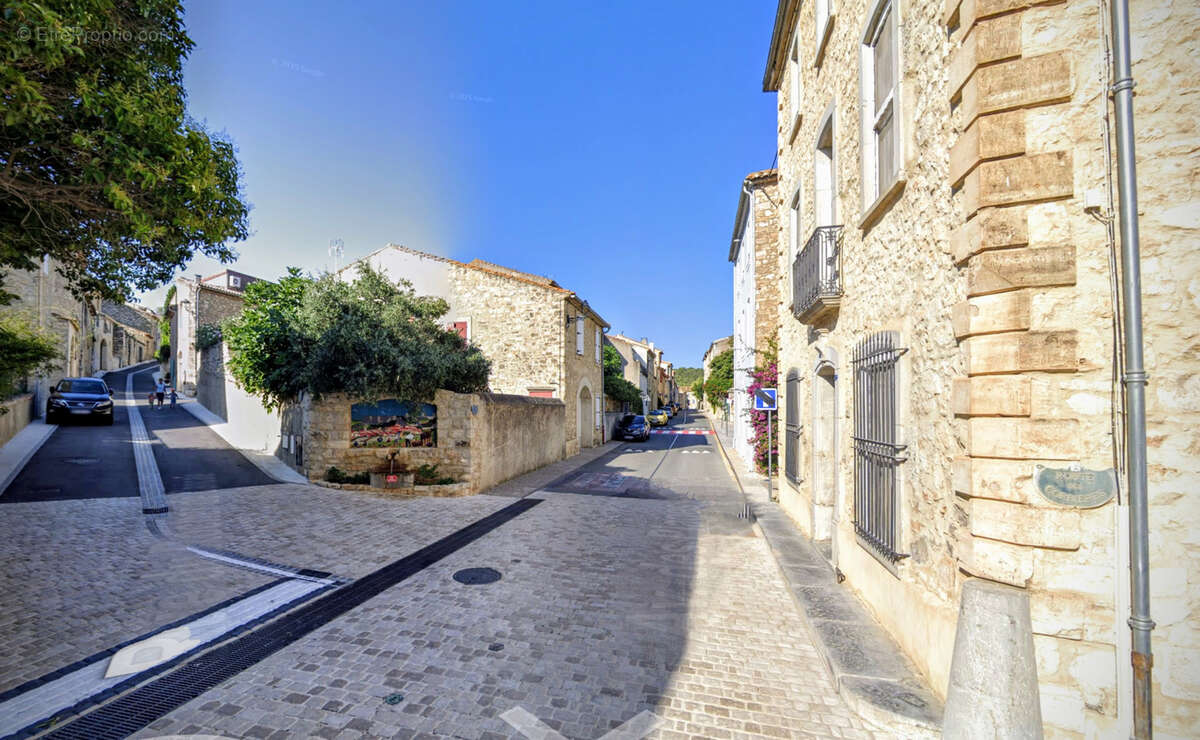 Maison à ROQUEFORT-DES-CORBIERES