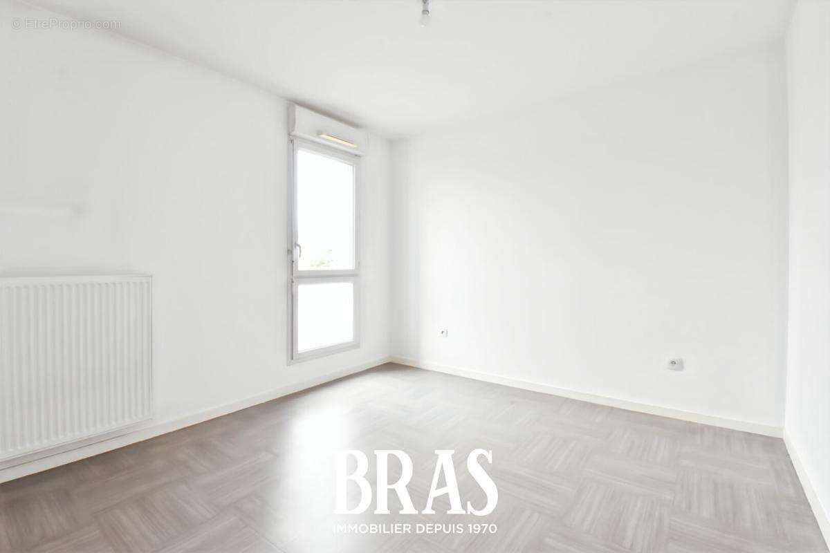 Appartement à SAINT-SEBASTIEN-SUR-LOIRE