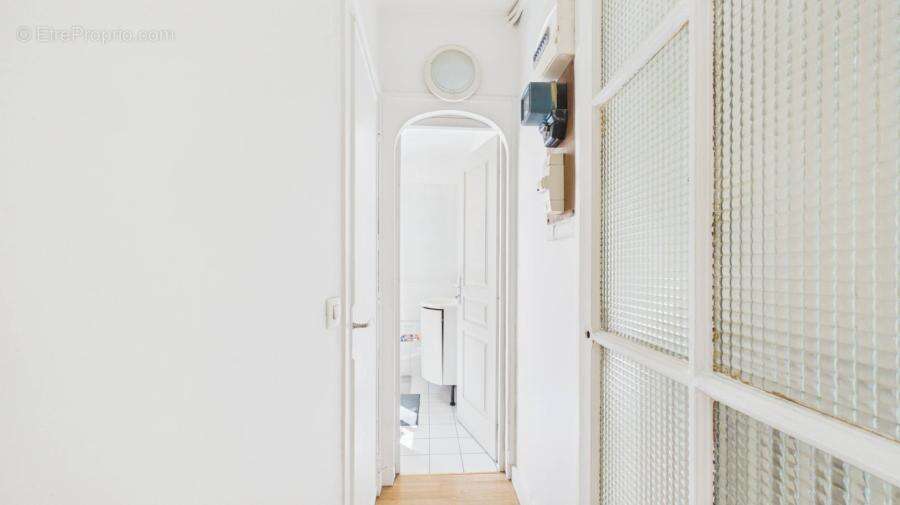 Appartement 37 m² à Paris-15e  - photo 358