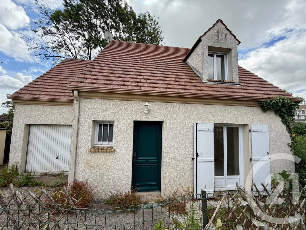 Maison à DAMMARTIN-EN-GOELE