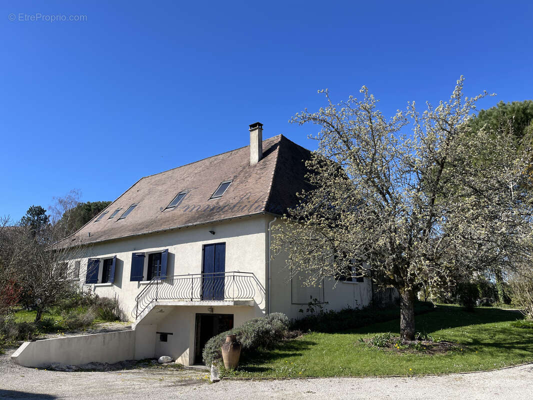 Maison à COULOUNIEIX-CHAMIERS