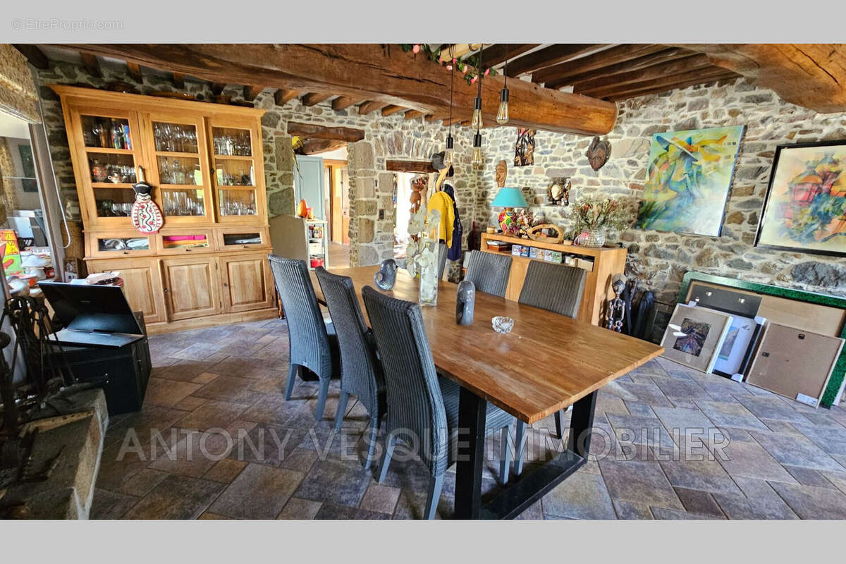 Maison 249 m² à Blainville-Sur-Mer  - photo 4