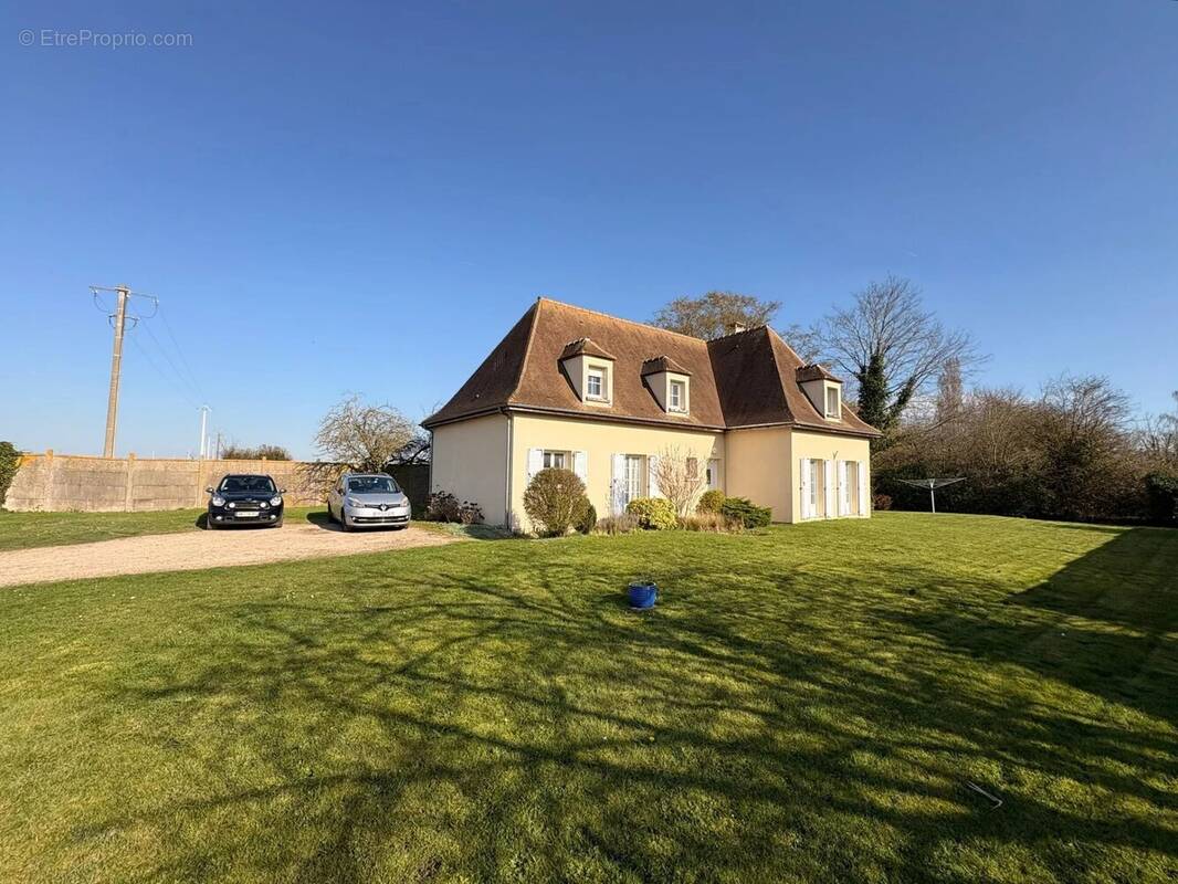 Maison à PACY-SUR-EURE