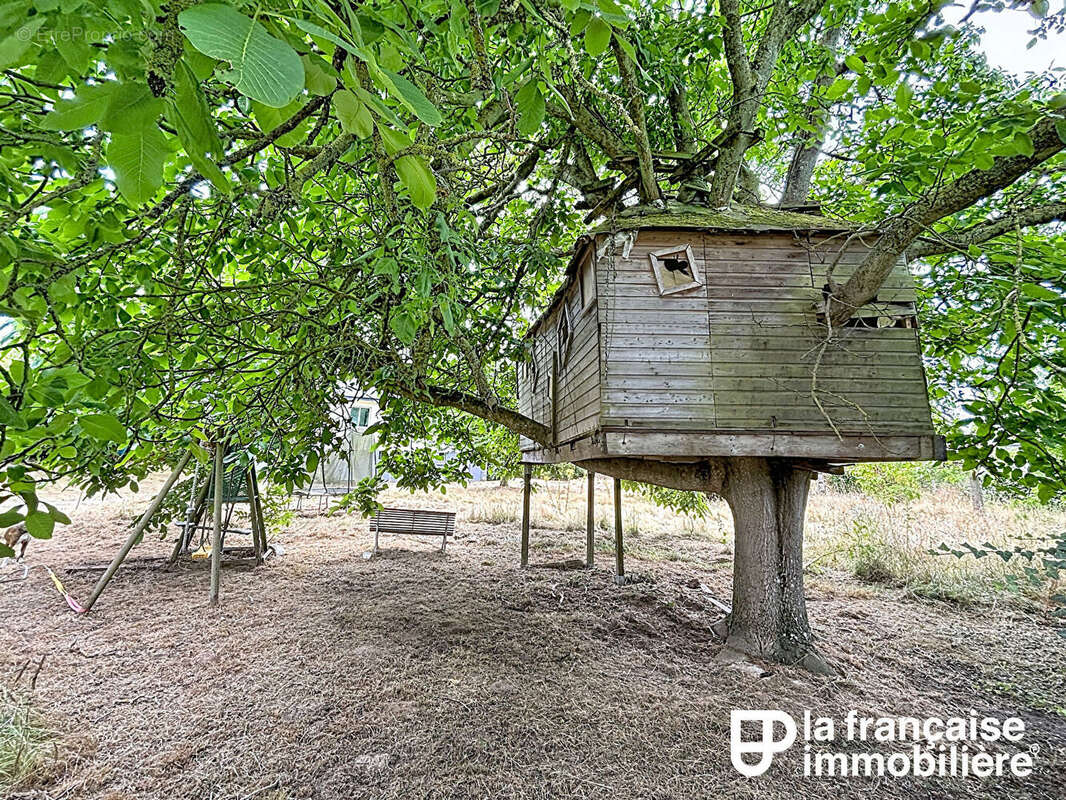 A VENDRE - L'HERMITAGE - Pavillon 144 m² hab avec 2948 m² de terrain - photo 4