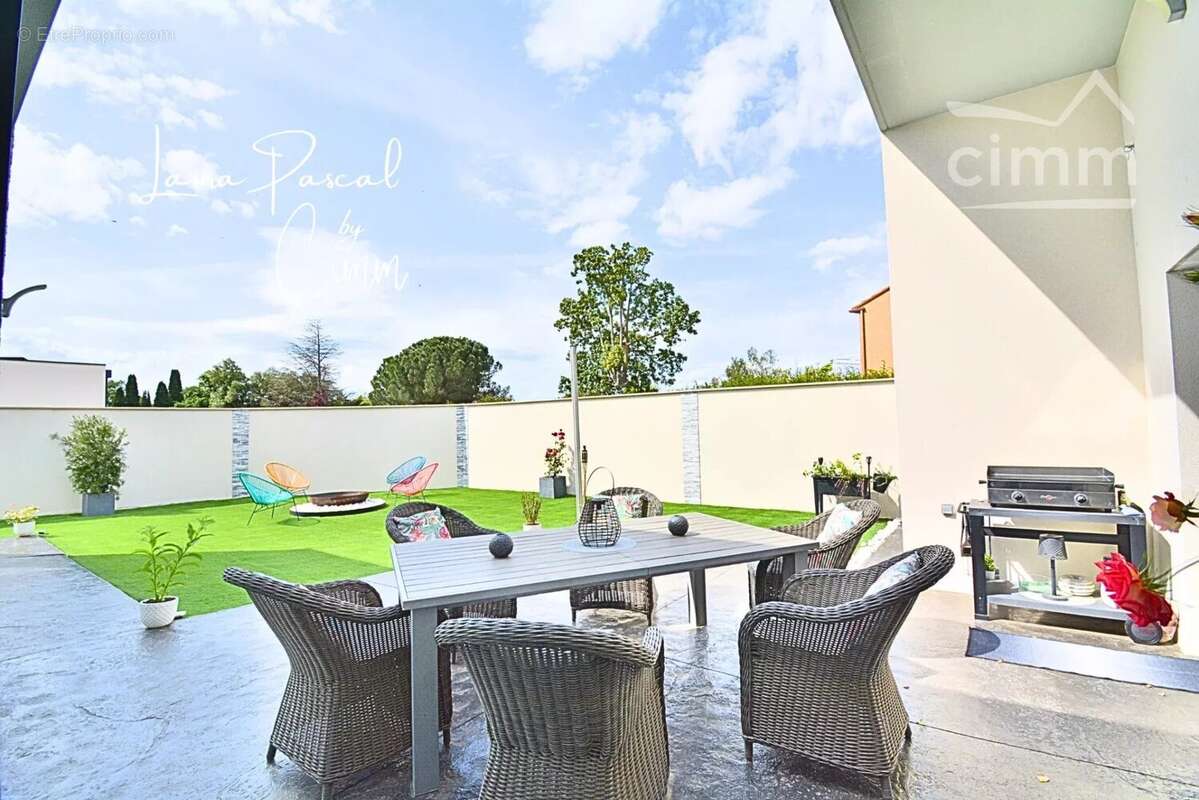Llupia (66) villa d’exception contemporaine  avec piscine interieur - photo 21