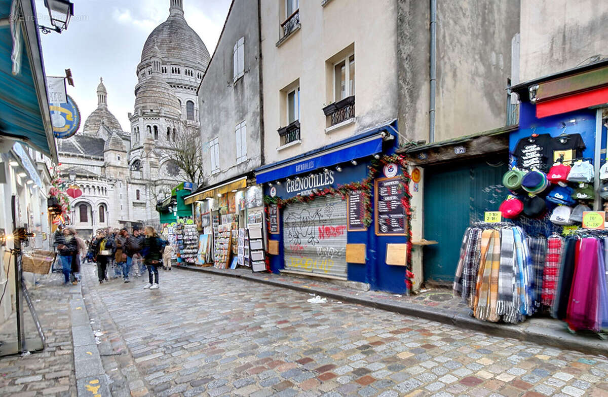 Appartement à PARIS-18E