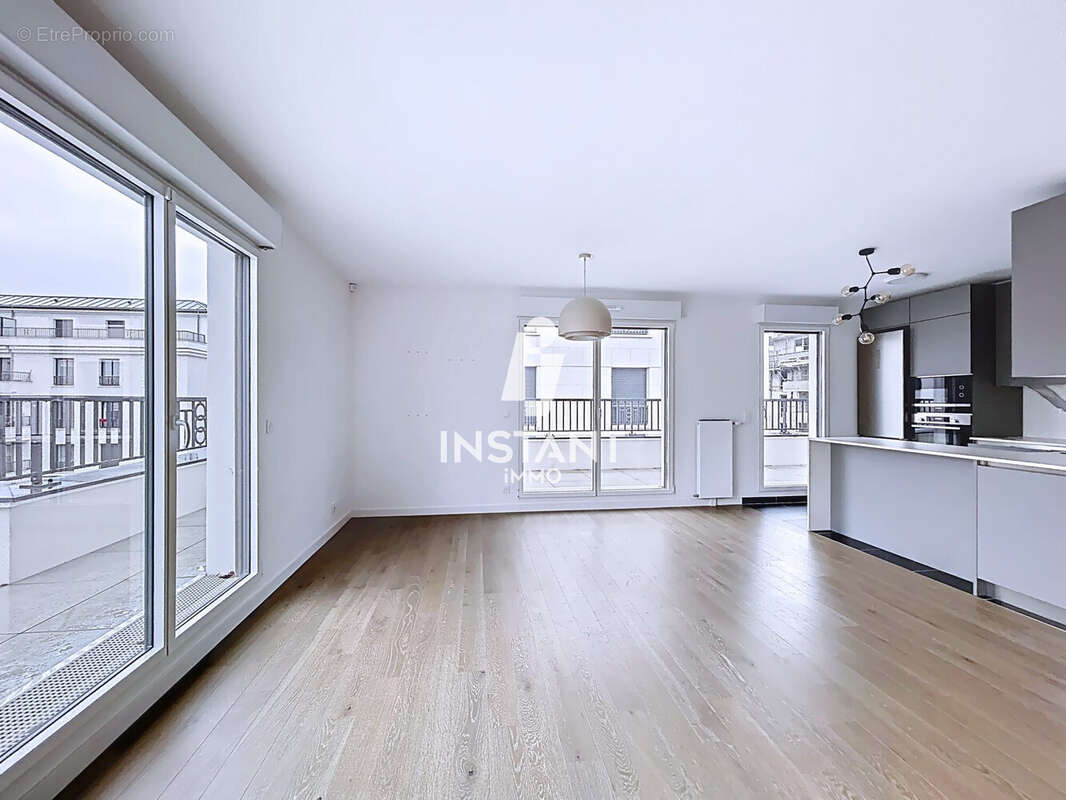 Appartement à SAINT-MAUR-DES-FOSSES