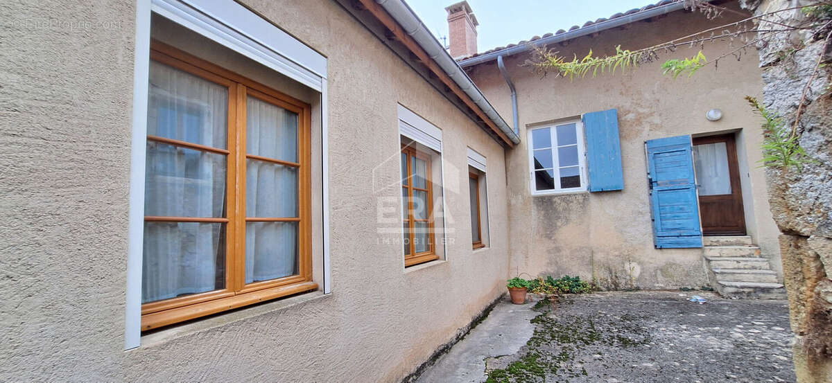 Maison à TREFFORT-CUISIAT
