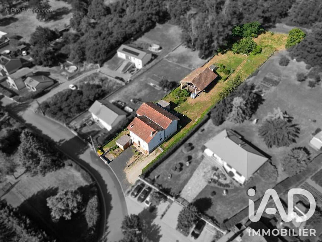 Photo 3 - Maison à SAINTE-FLORINE