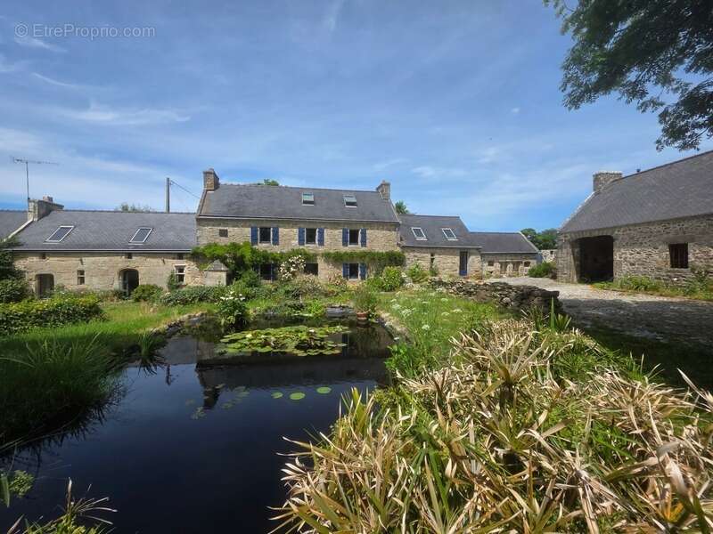 Maison à ESQUIBIEN
