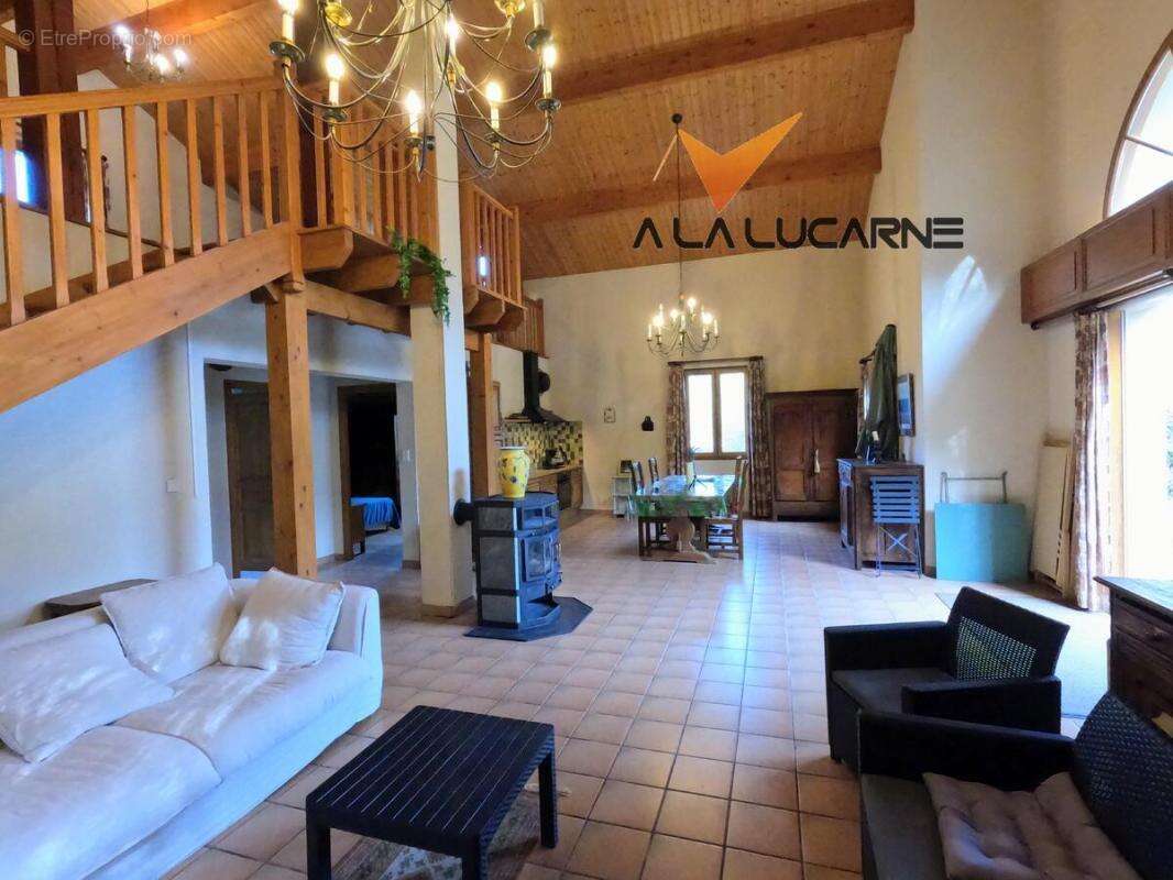 Maison à LA BACHELLERIE