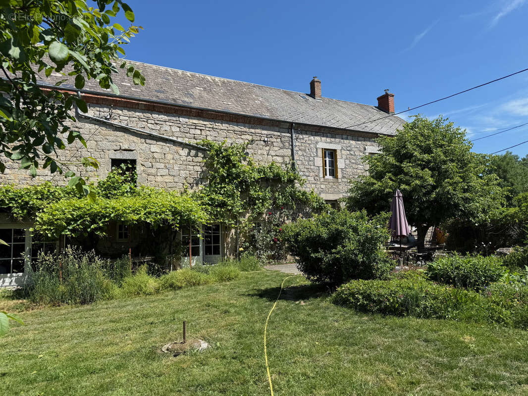 Maison à CHARENSAT