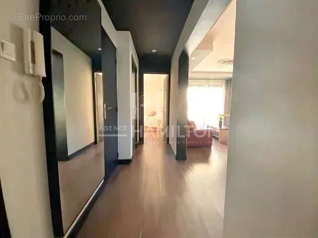 Appartement à SIX-FOURS-LES-PLAGES