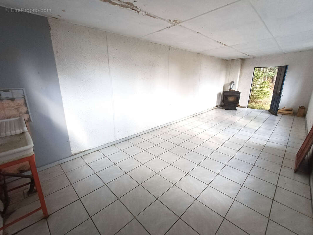 Terrain à SAINT-GEORGES-LAGRICOL