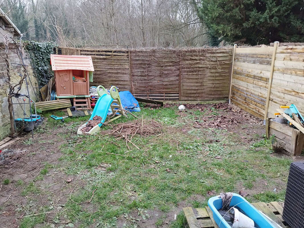 Appartement à ETREPAGNY