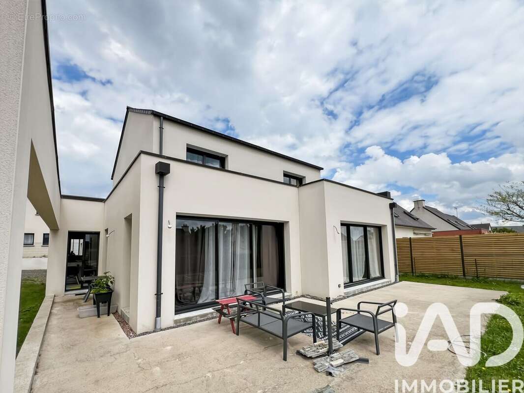 Photo 2 - Maison à SAINT-AUBIN-D'AUBIGNE