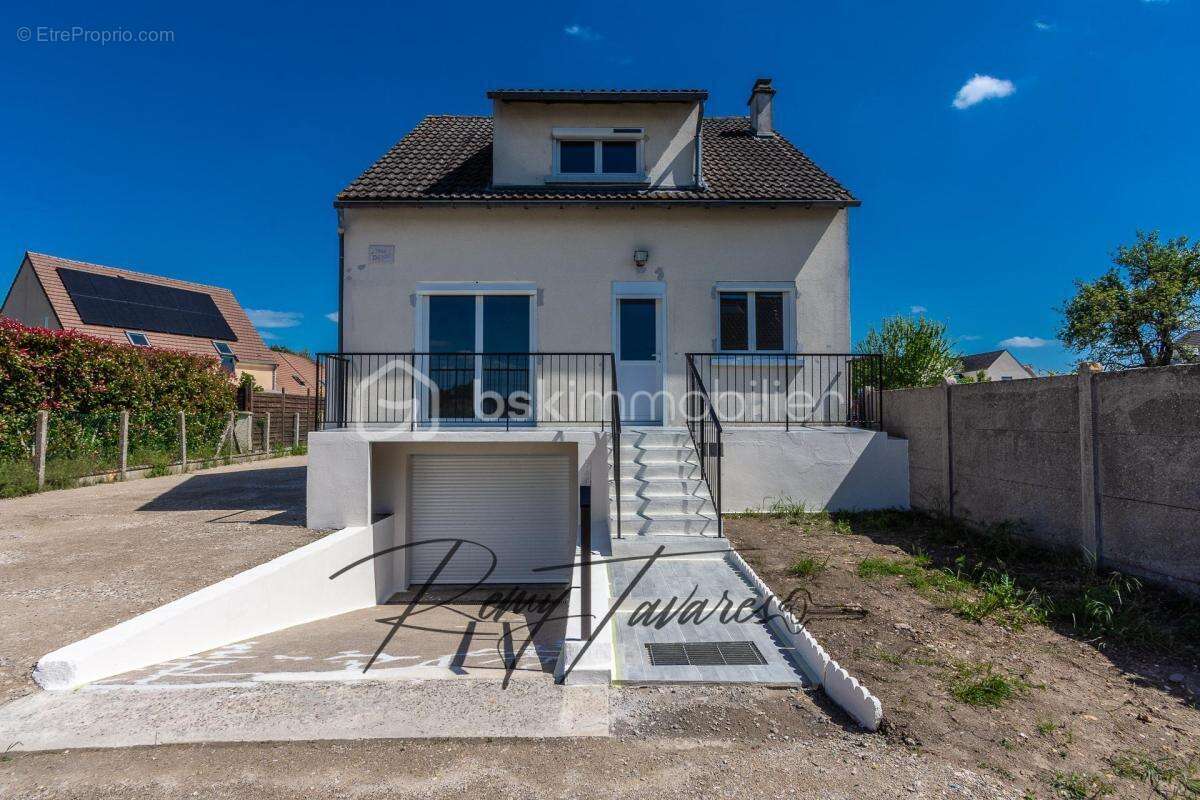 Maison à NEMOURS