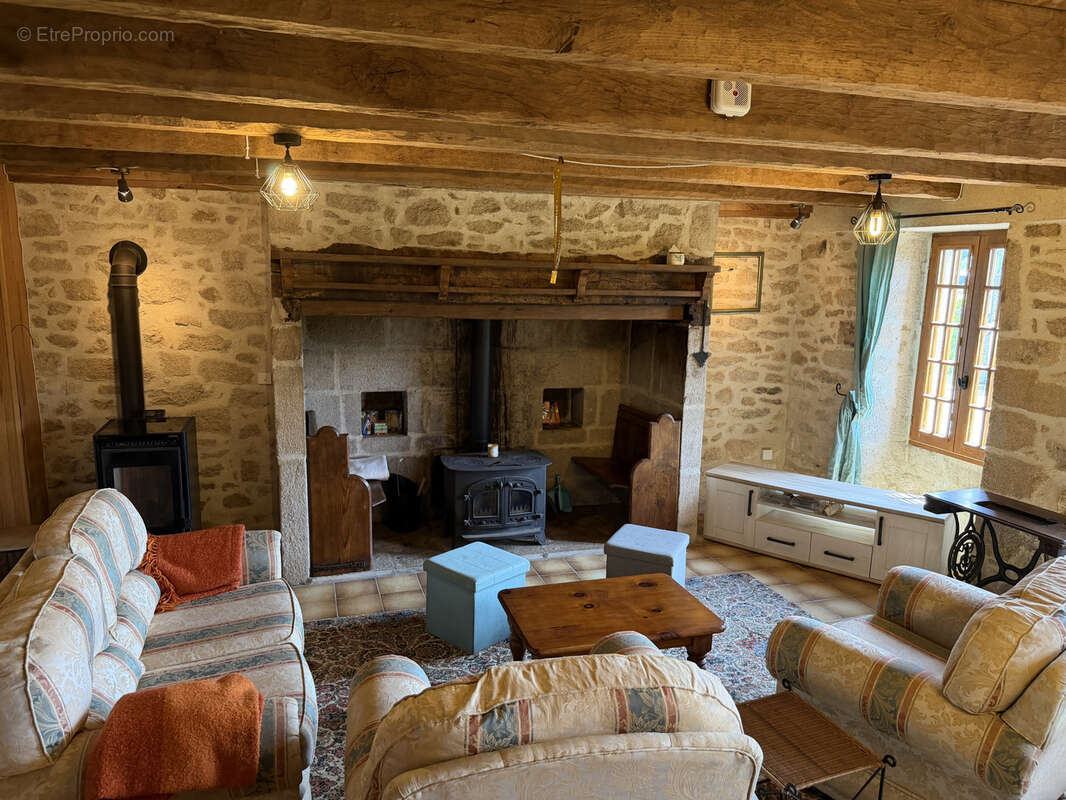 Charme corrézien et potentiel locatif au cœur de la vallée de la Dordogne - photo 2