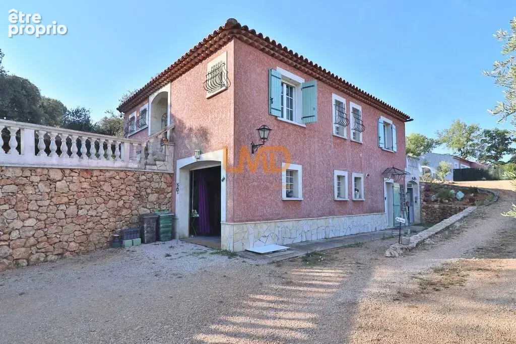 Maison à TAVERNES