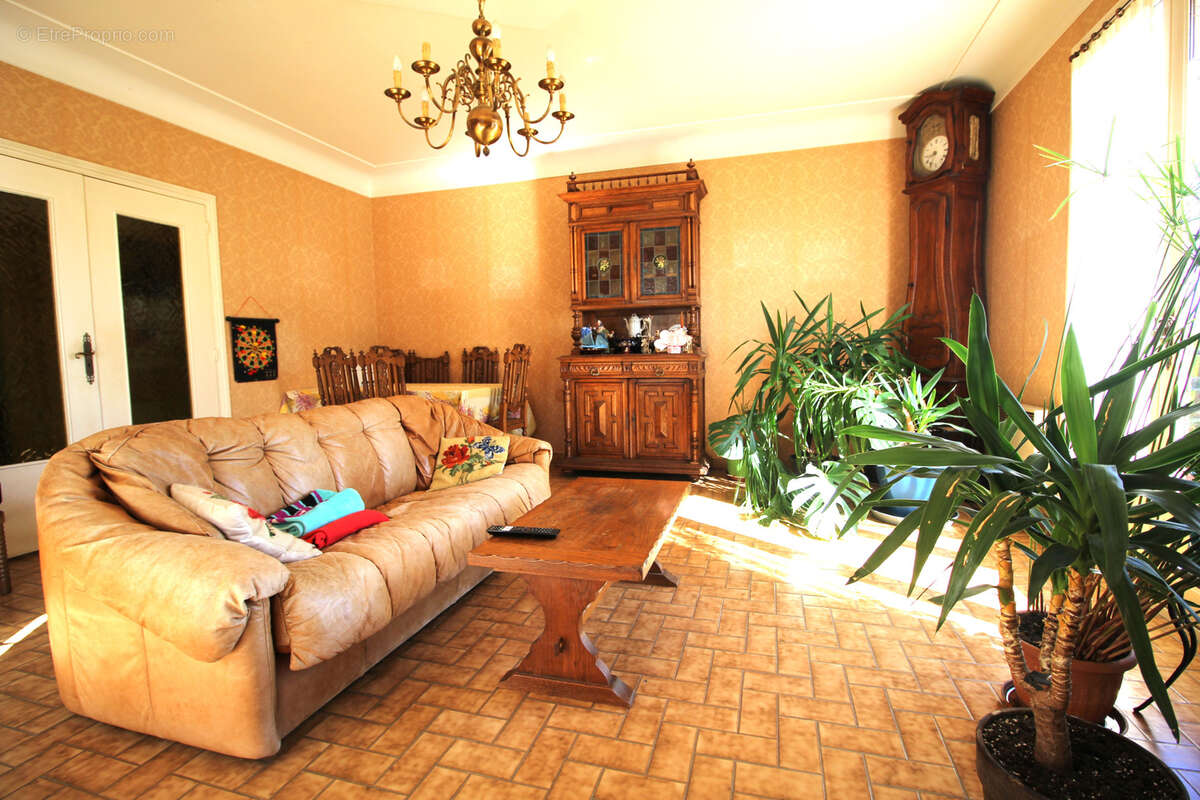 Maison à SAINT-GERMAIN-LAVAL