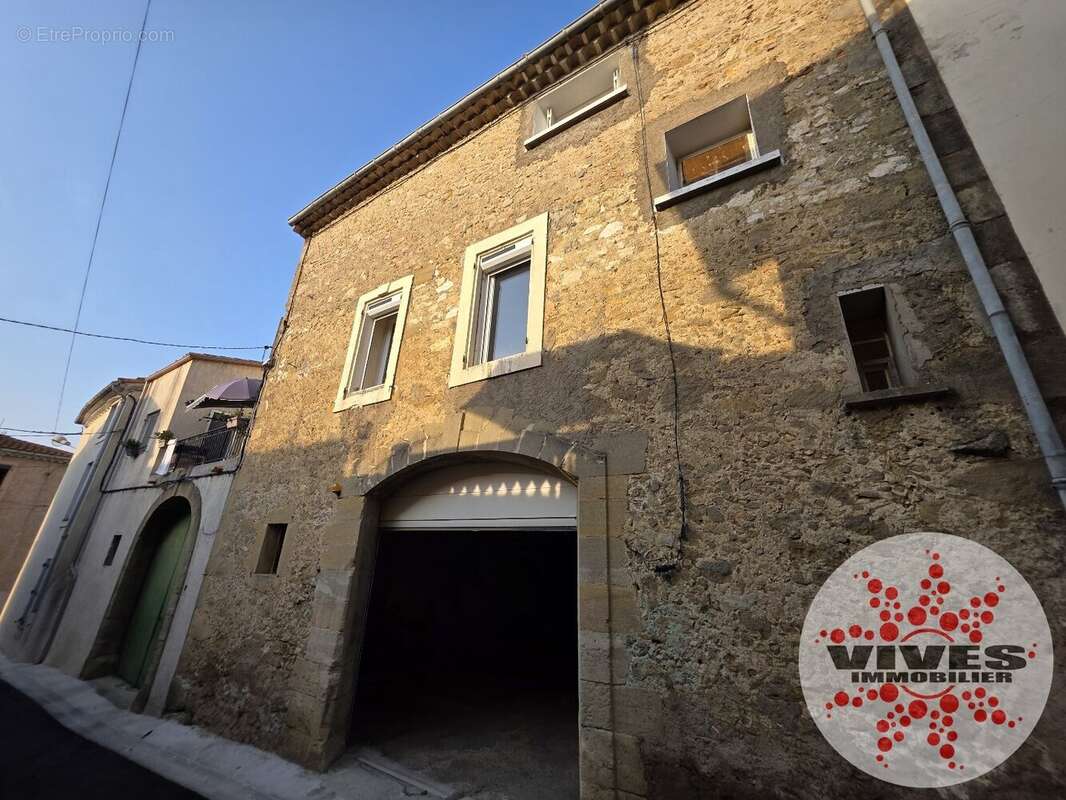 Vigneronne rénovée : 102 m² habitables, 250 m² utiles ! Garage 84 m² & Parking privatif devant la terrasse - photo 6