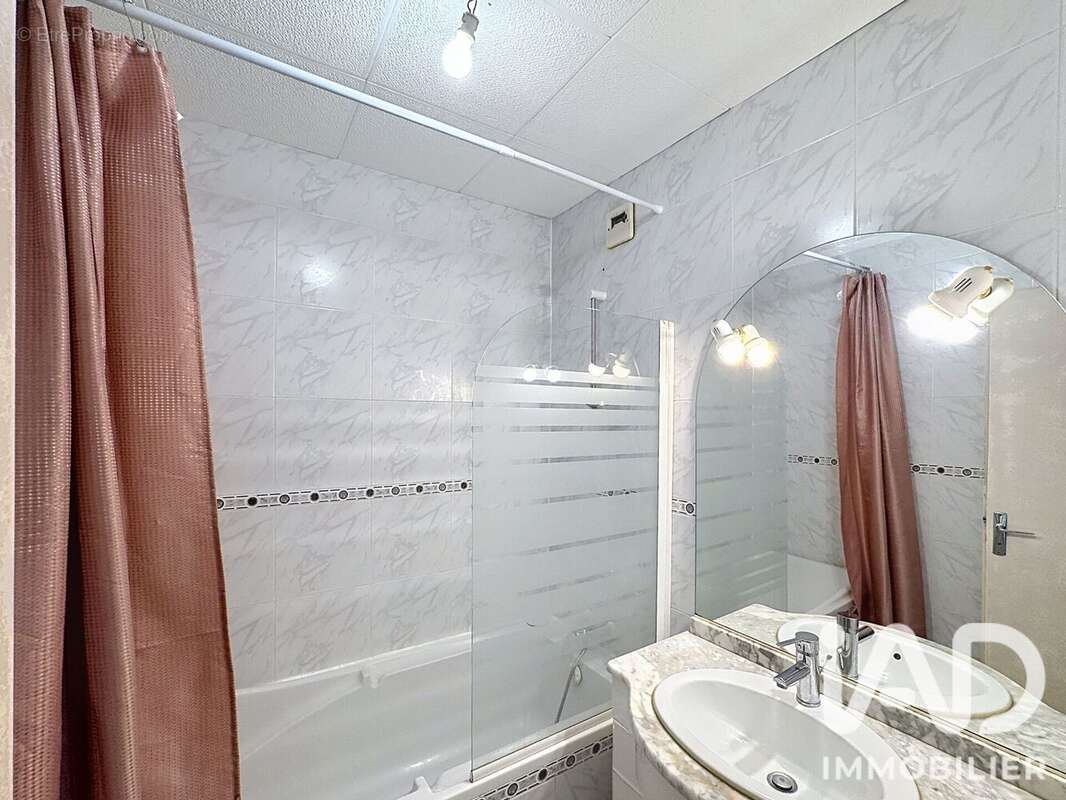 Photo 6 - Appartement à OULLINS