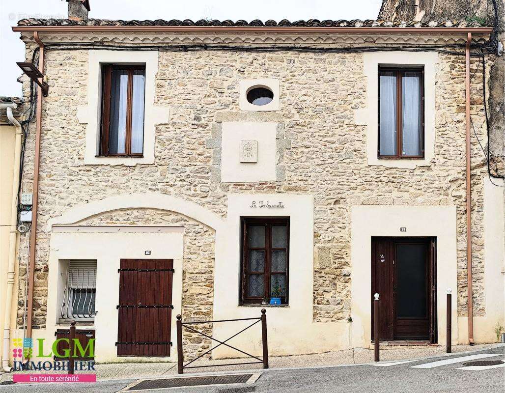 Appartement à UCHAUD