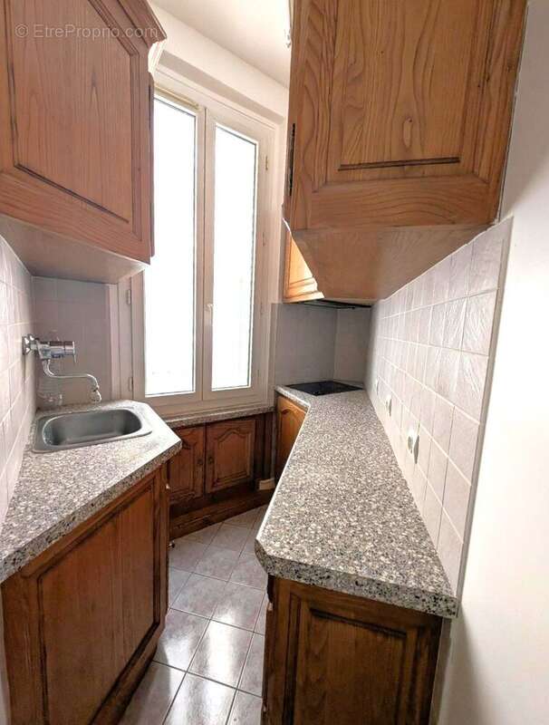 Appartement à PARIS-20E
