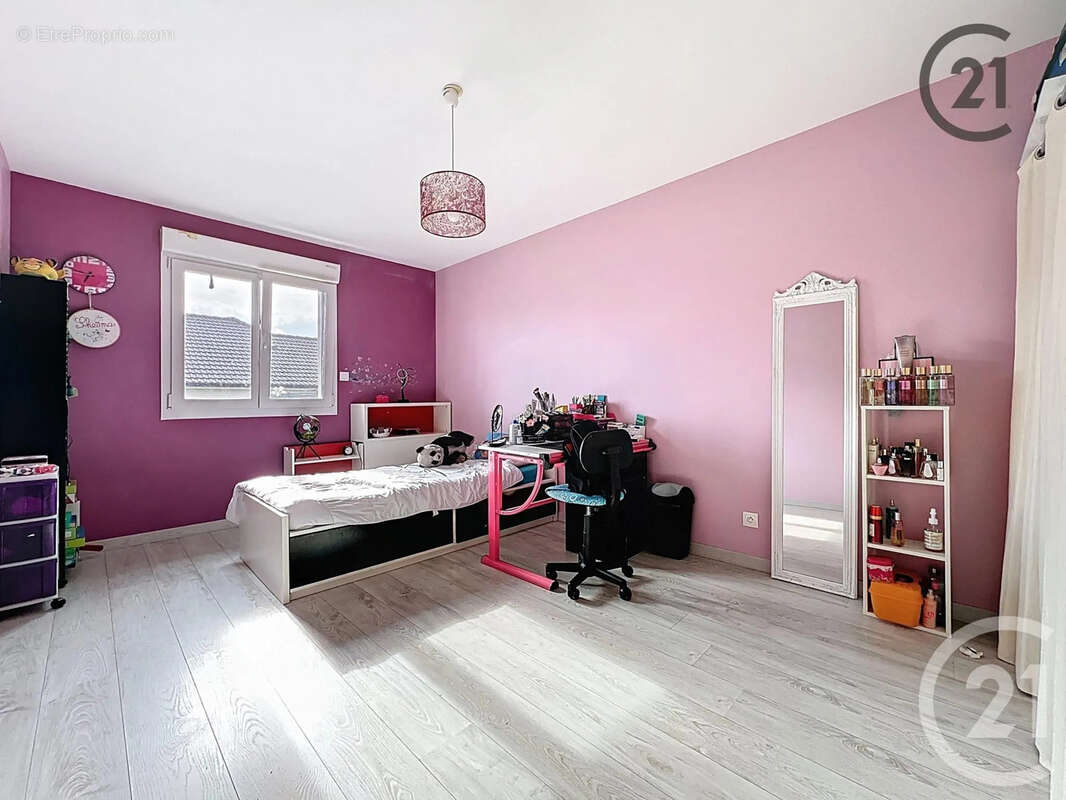 Maison à BAZANCOURT