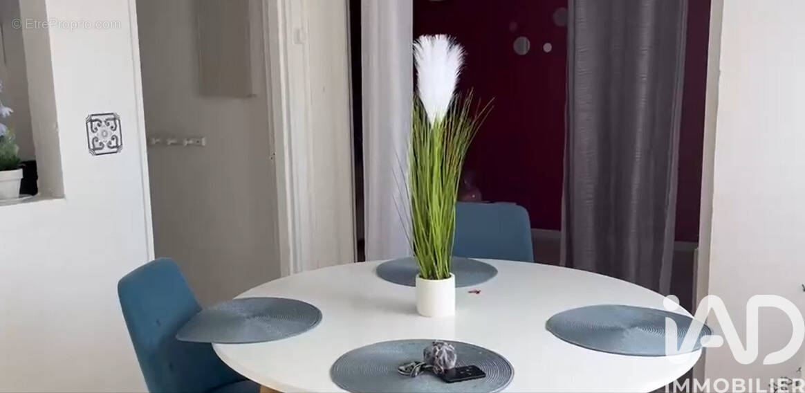 Photo 1 - Appartement à SAINT-DENIS