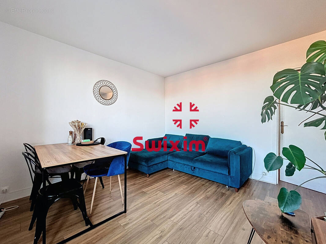 Appartement à PARIS-17E
